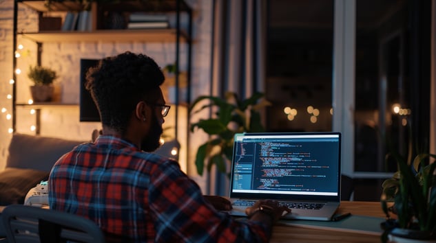 momomid_Photorealistic_image_of_a_Latin_American_software_eng_d9a896f5-9098-41dd-b297-650a76fa697f_2